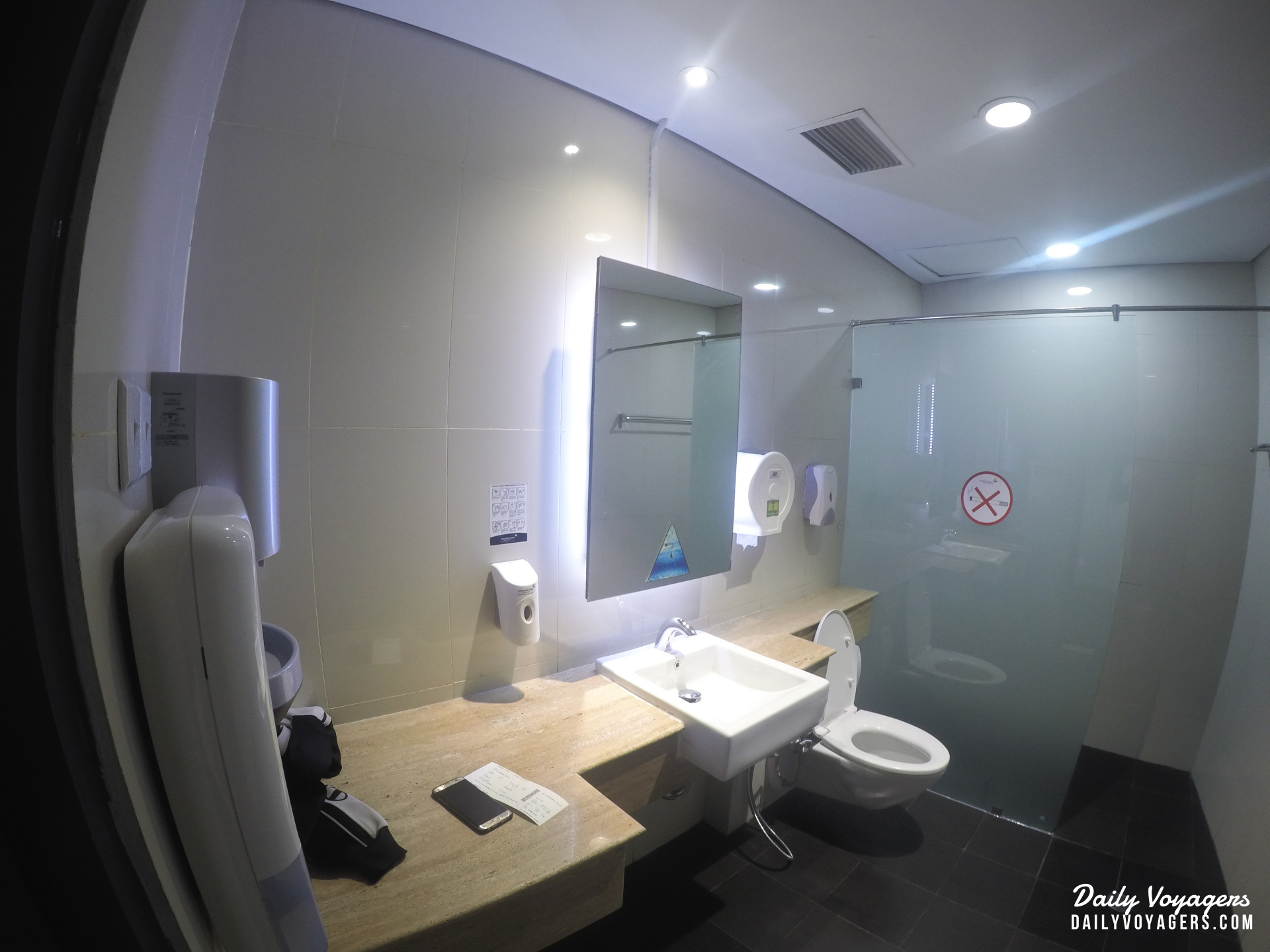 Mengintip Shower Room di Terminal 3 Bandara Soekarno-Hatta 