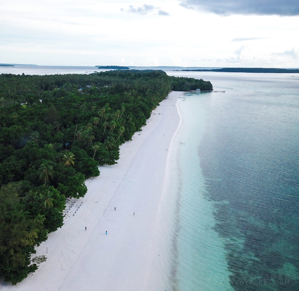 6 Pantai Cantik di Pulau Kei Kecil & Sekitarnya yang Wajib Dikunjungi