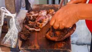 Potong kecil-kecil, bu