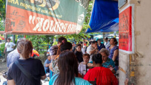 Kurang lebih seperti ini tempatnya. Sudah ramai, kan?