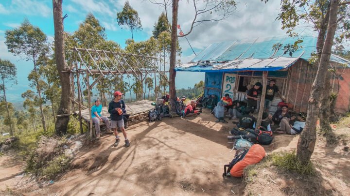 Rute Pendakian Gunung Cikuray Via Bayongbong Cintanagara